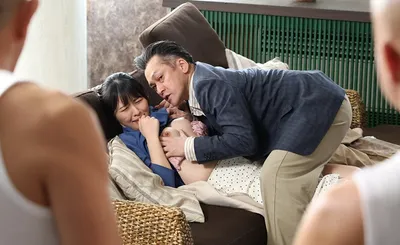 ông chồng có sở thích quái lạ là “bị bà xã cắm sừng”